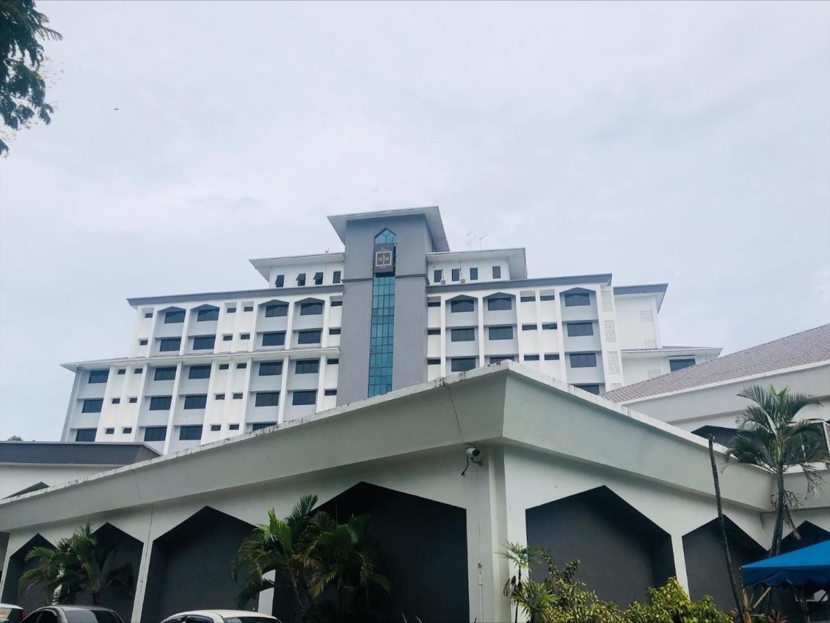 Raia Hotel Kota Kinabalu Exteriör bild