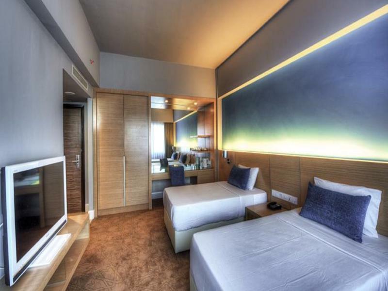 Raia Hotel Kota Kinabalu Exteriör bild